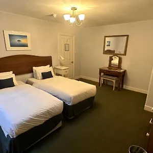 4* Bed and breakfast House